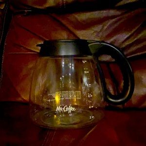 Mr Coffee glass 12 cup coffee pot.